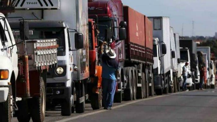 Caminhoneiros garantem ao governo Lula: greve não vai acontecer