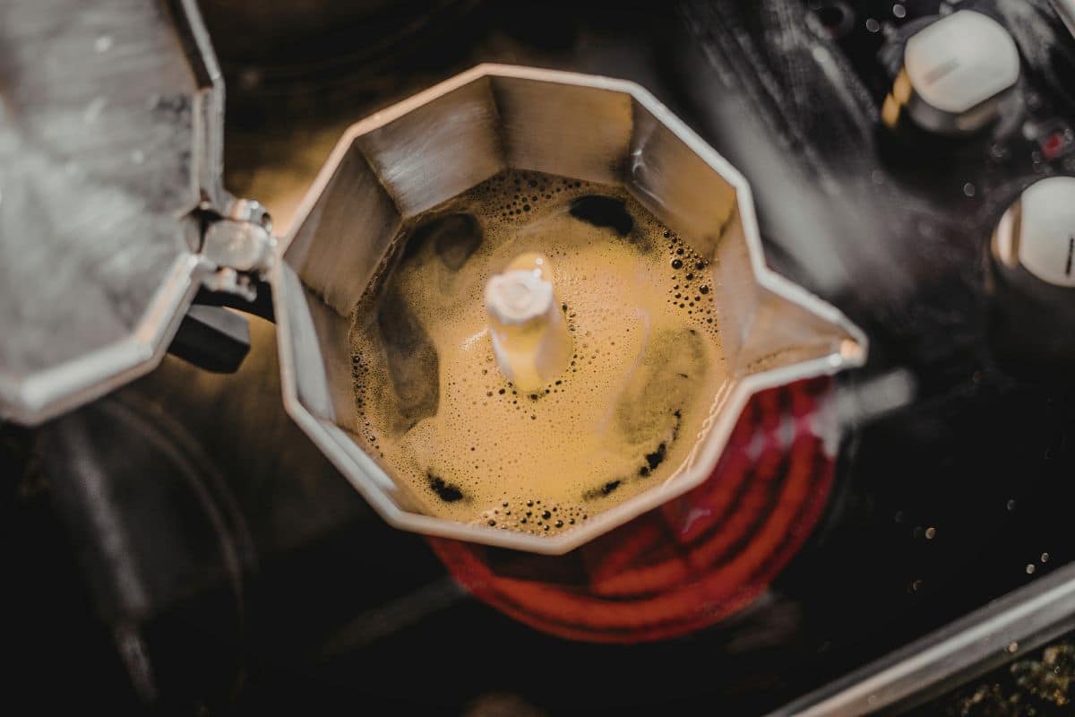 Menos é mais: pesquisa revela transformação no consumo de café no Brasil