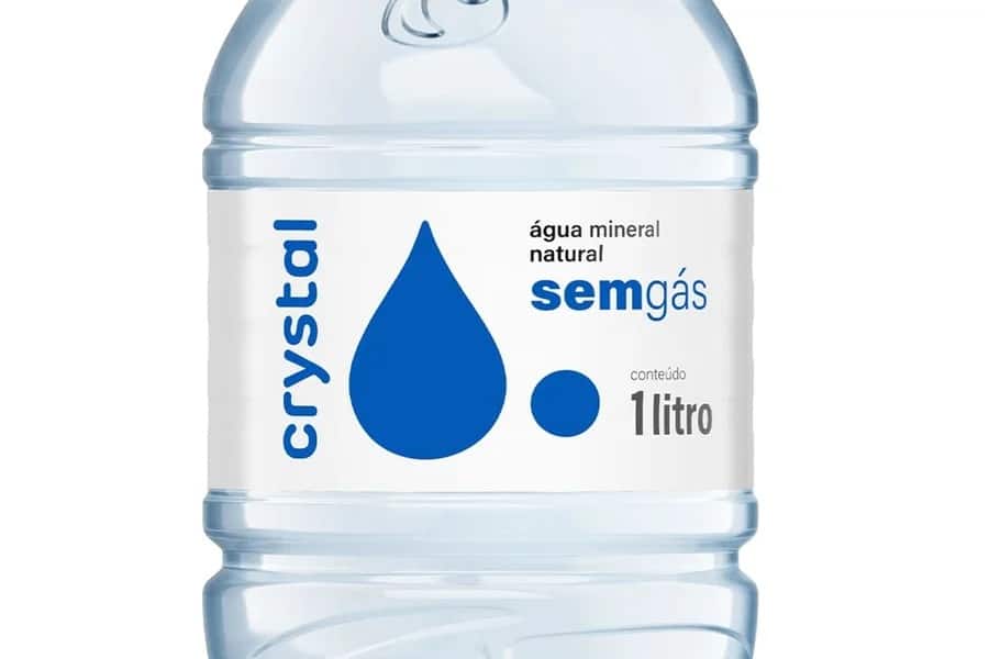 Anvisa detecta bactéria do detergente Ypê em renomada marca de água mineral