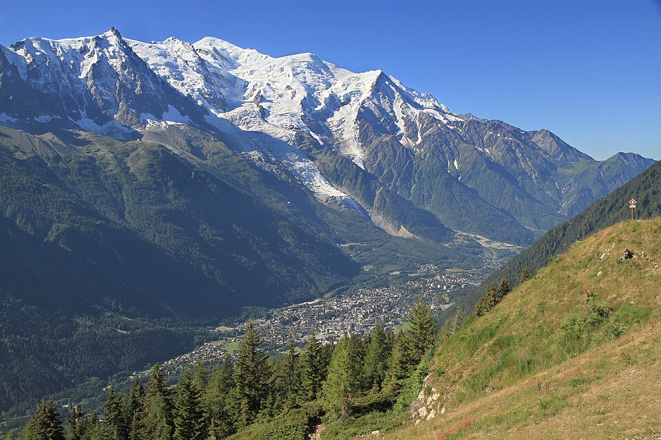 Oportunidade nos Alpes Italianos: Voluntários podem ganhar bolsa de R$ 2,4 mil e hospedagem gratuita
