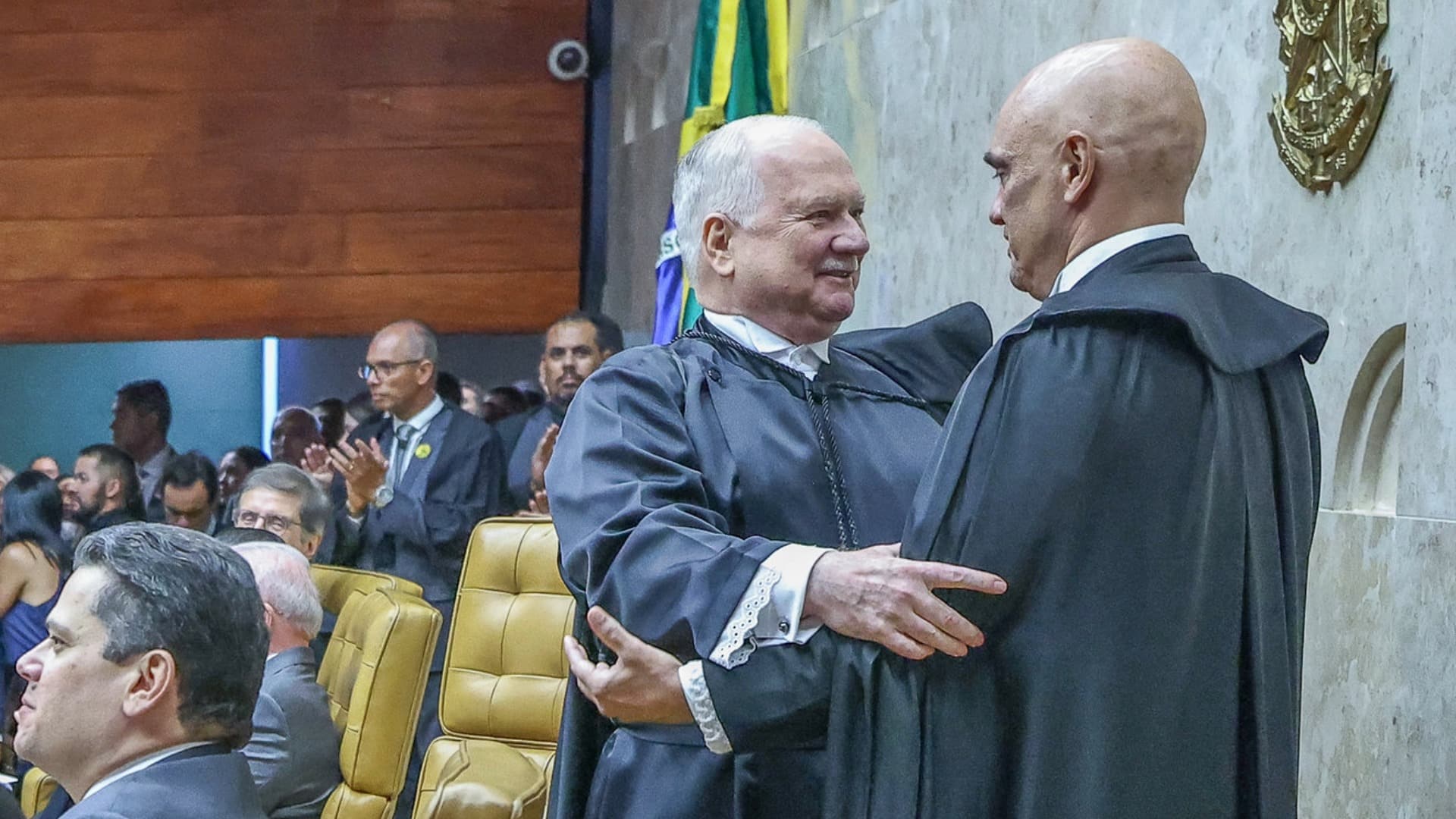 Fachin libera AGU para apoiar Moraes em ação nos Estados Unidos, intensificando a disputa pela soberania nacional