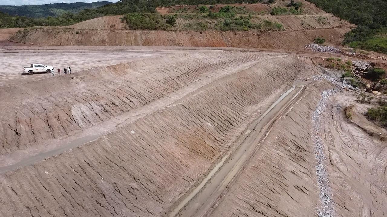 Conflito global por minerais essenciais: Fazenda brasileira em meio à crise e a perda de propriedades