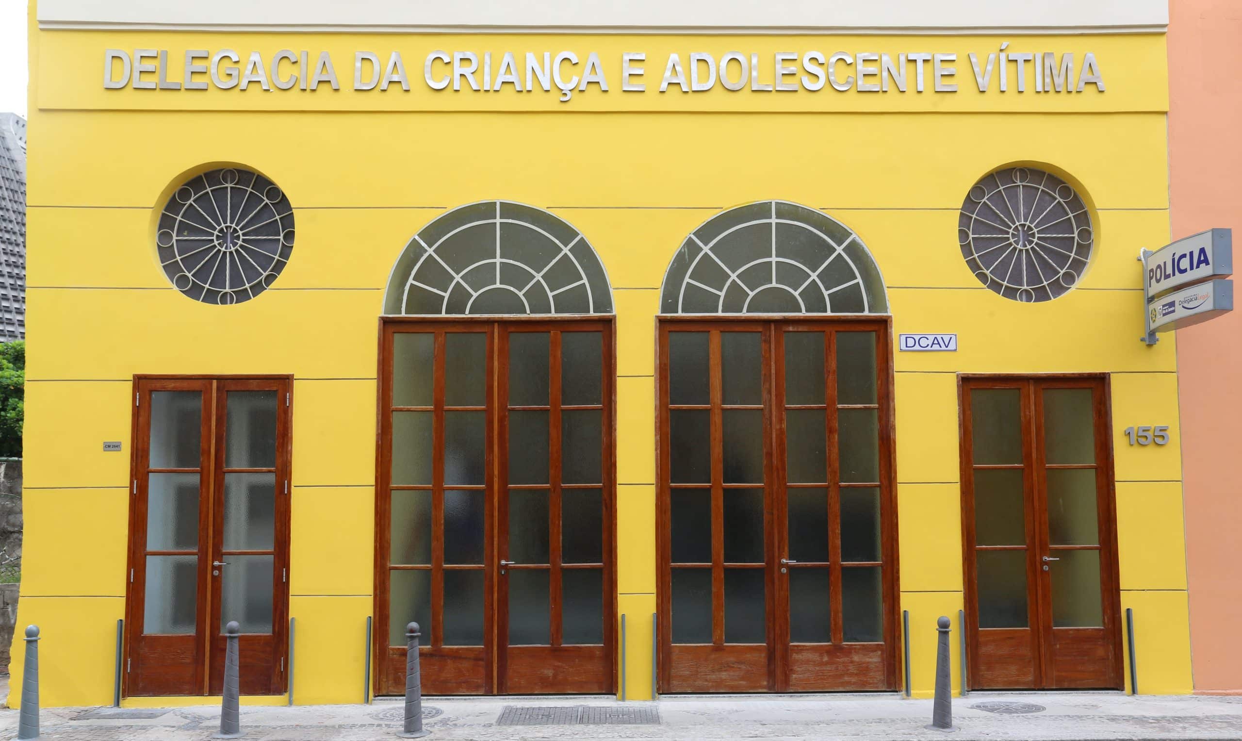 Autoridades apuram caso de “lista sexual” que avaliava estudantes de prestigiado colégio no Rio
