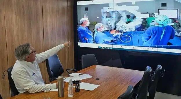 SUS realiza primeira telecirurgia robótica oncológica à distância; saiba mais sobre este marco histórico