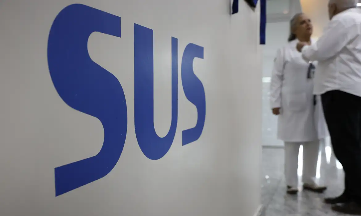 SUS é modelo global de acesso universal à saúde, afirma chefe da OMS