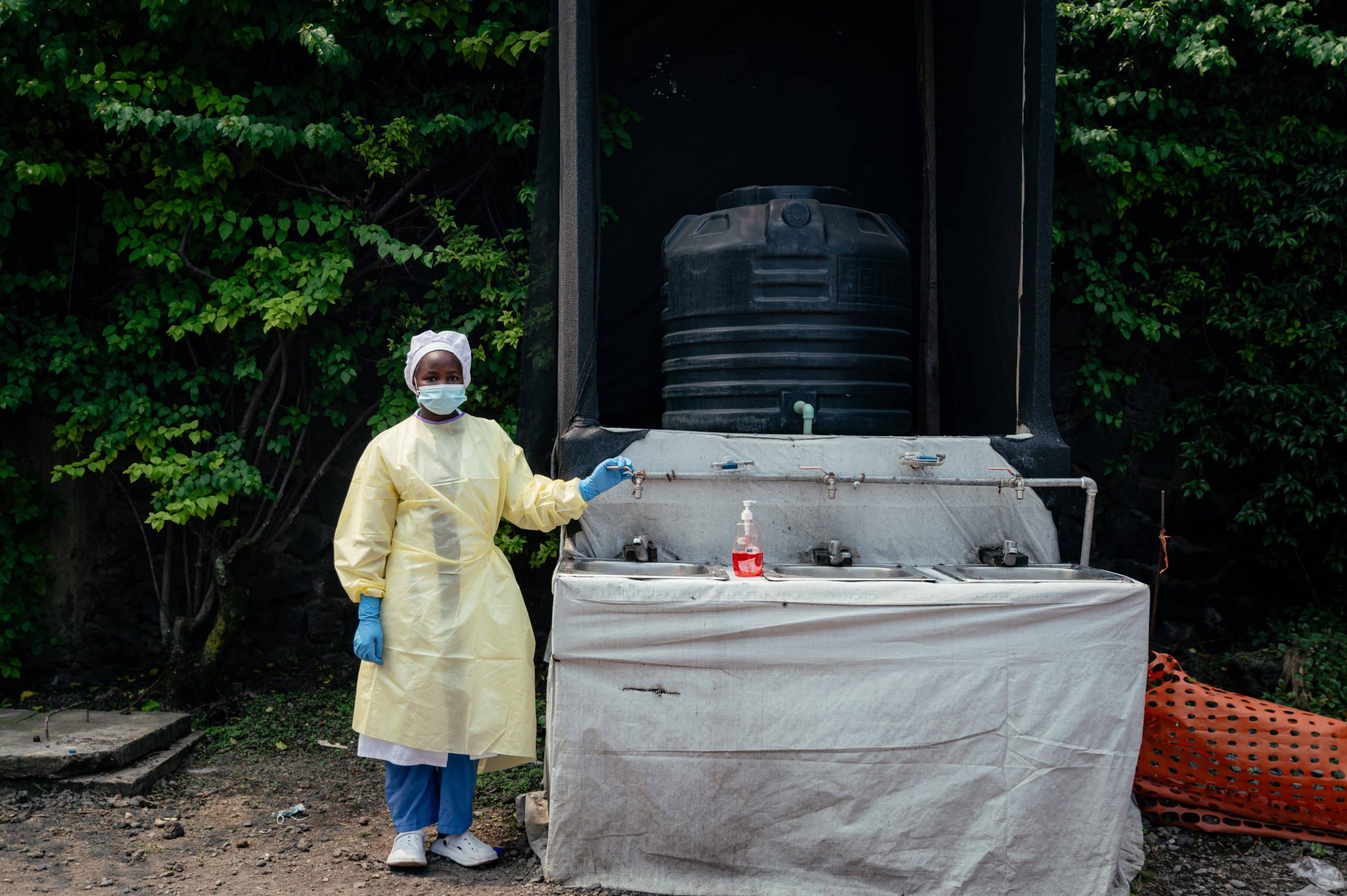 Epidemia de Ebola na RDC persiste incontrolável após três meses de surto
