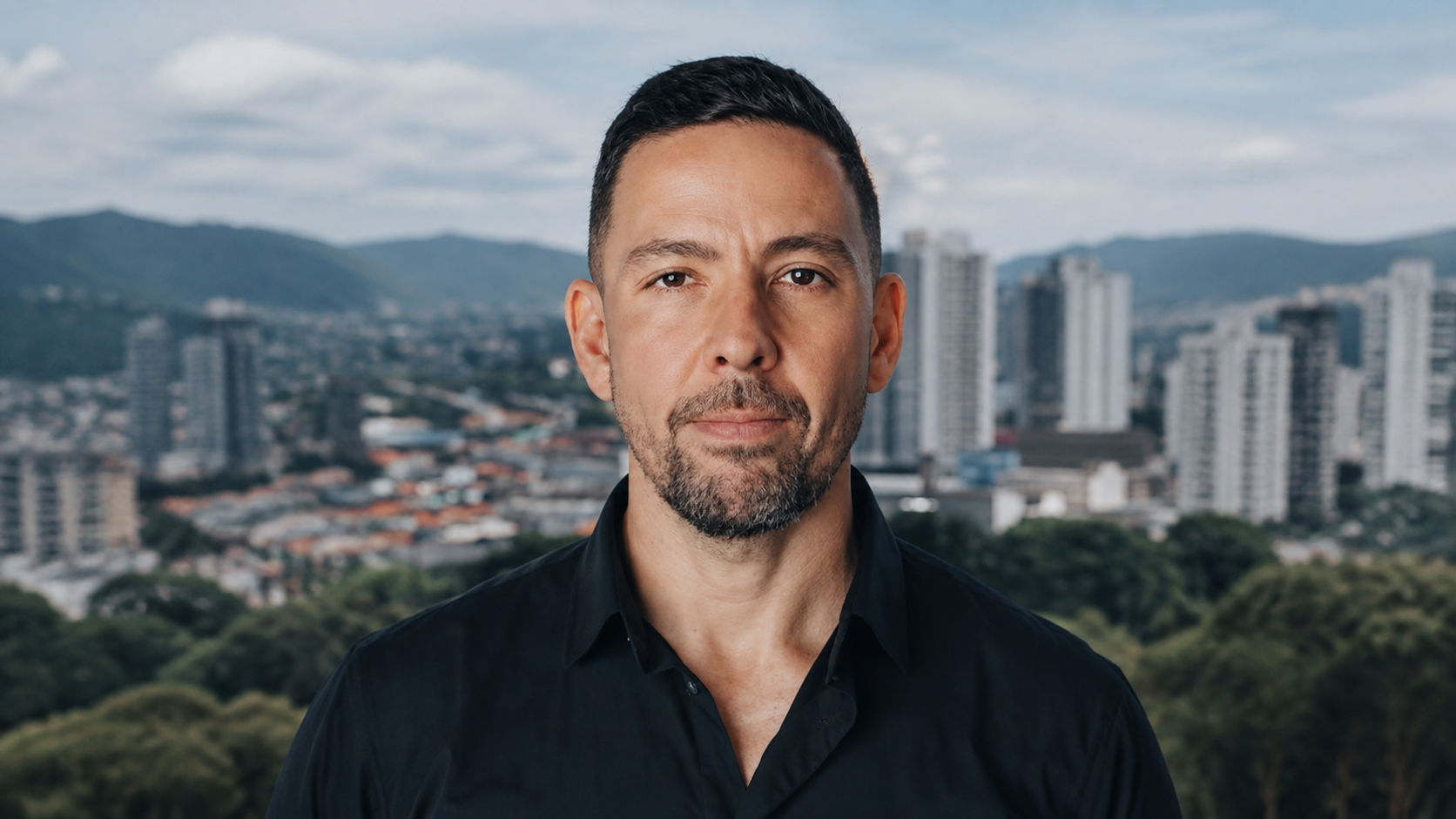Investigação independente aponta possíveis conflitos de interesse em relações entre executivos da CrowdStrike e revenda no Brasil